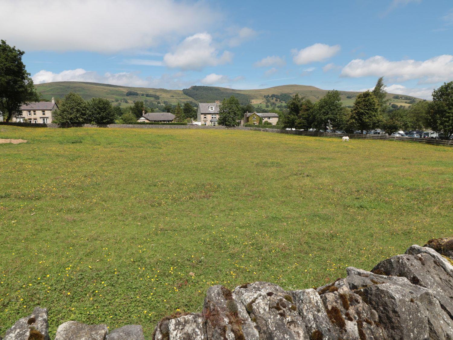 Buttercup Cottage Castleton  Bagian luar foto