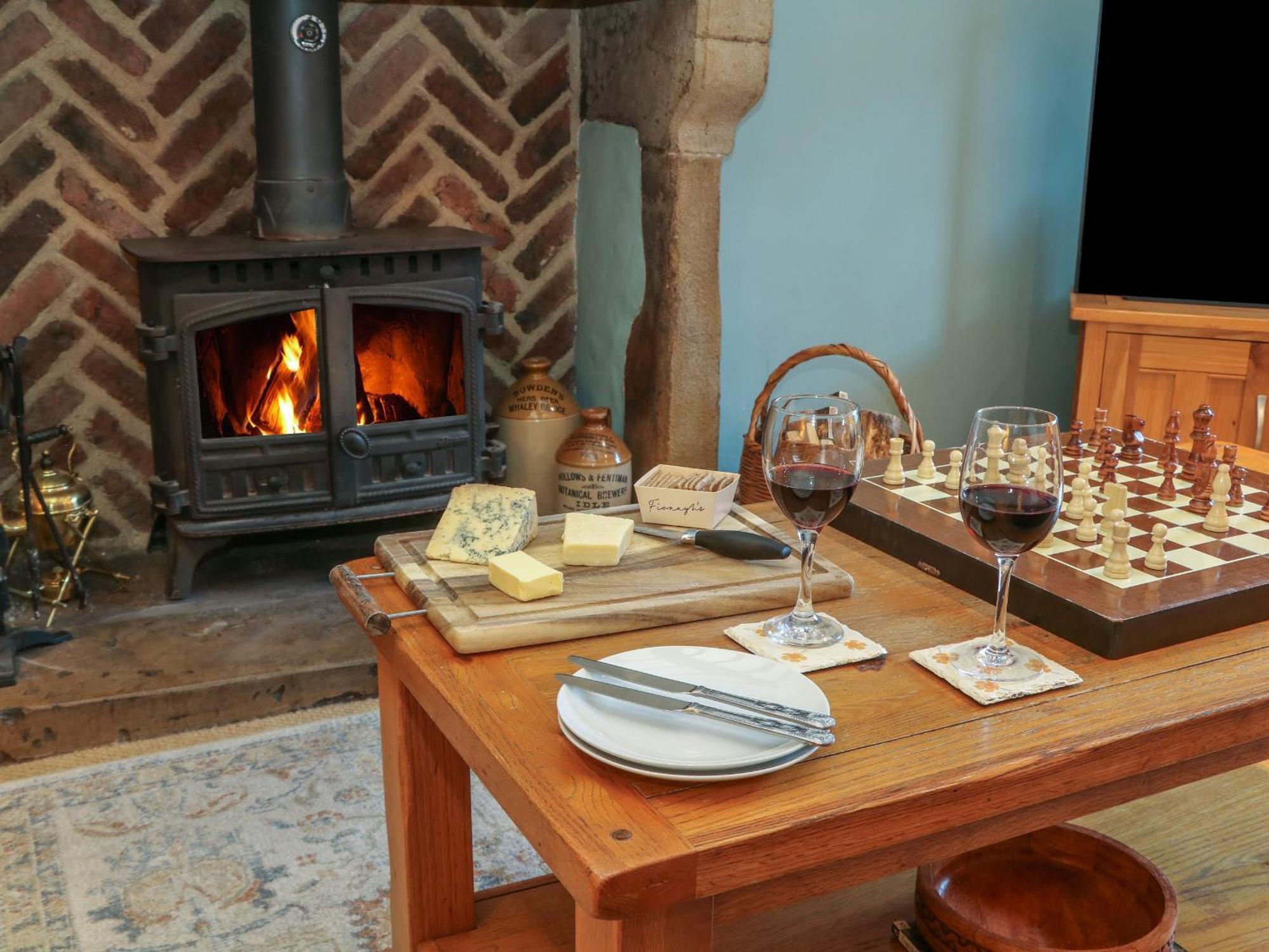 Buttercup Cottage Castleton  Bagian luar foto