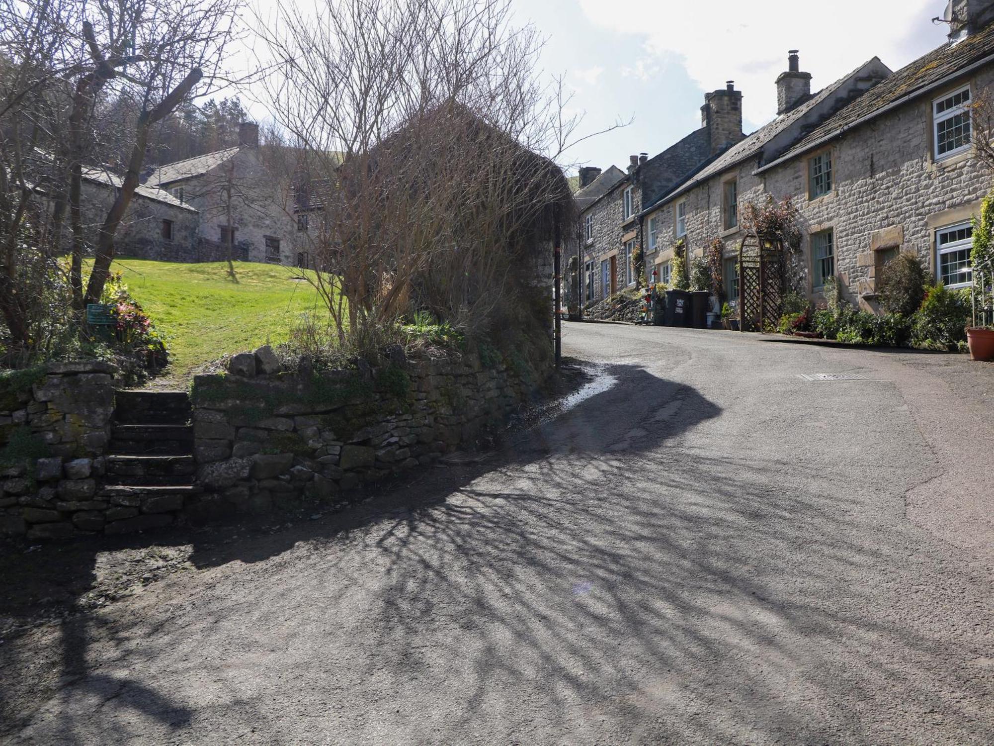 Buttercup Cottage Castleton  Bagian luar foto